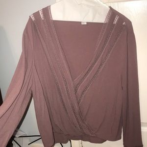 FOREVER 21 v neck long sleeve top